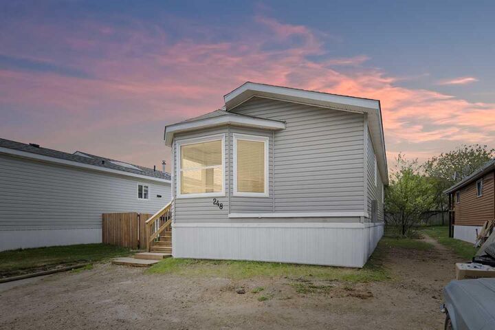 248 Caouette Crescent — photo 1