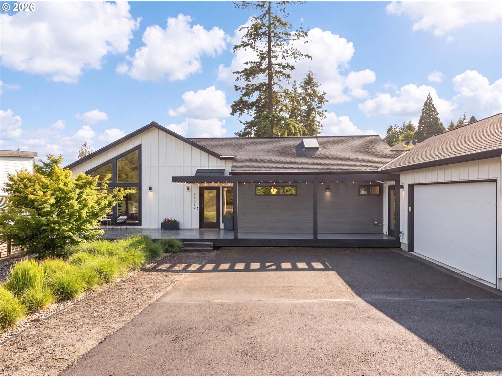 Property Photo:  1931 NW 113th Ave  OR 97229 
