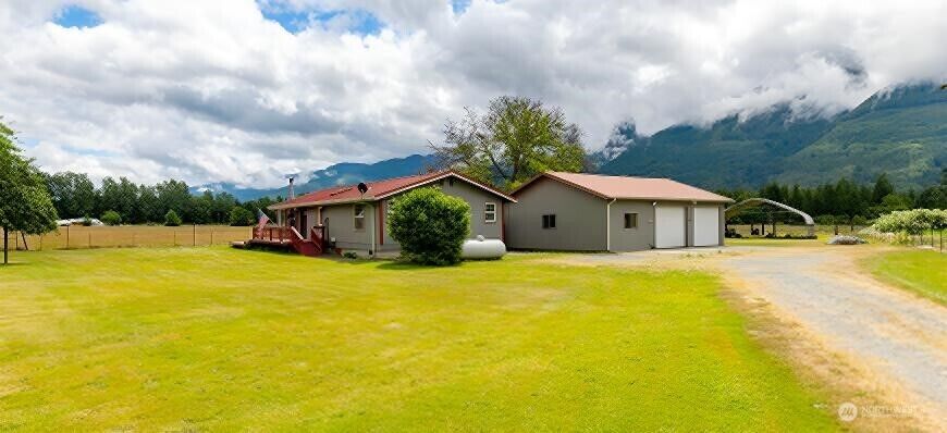 Property Photo:  38848  State Route 20  WA 98237 