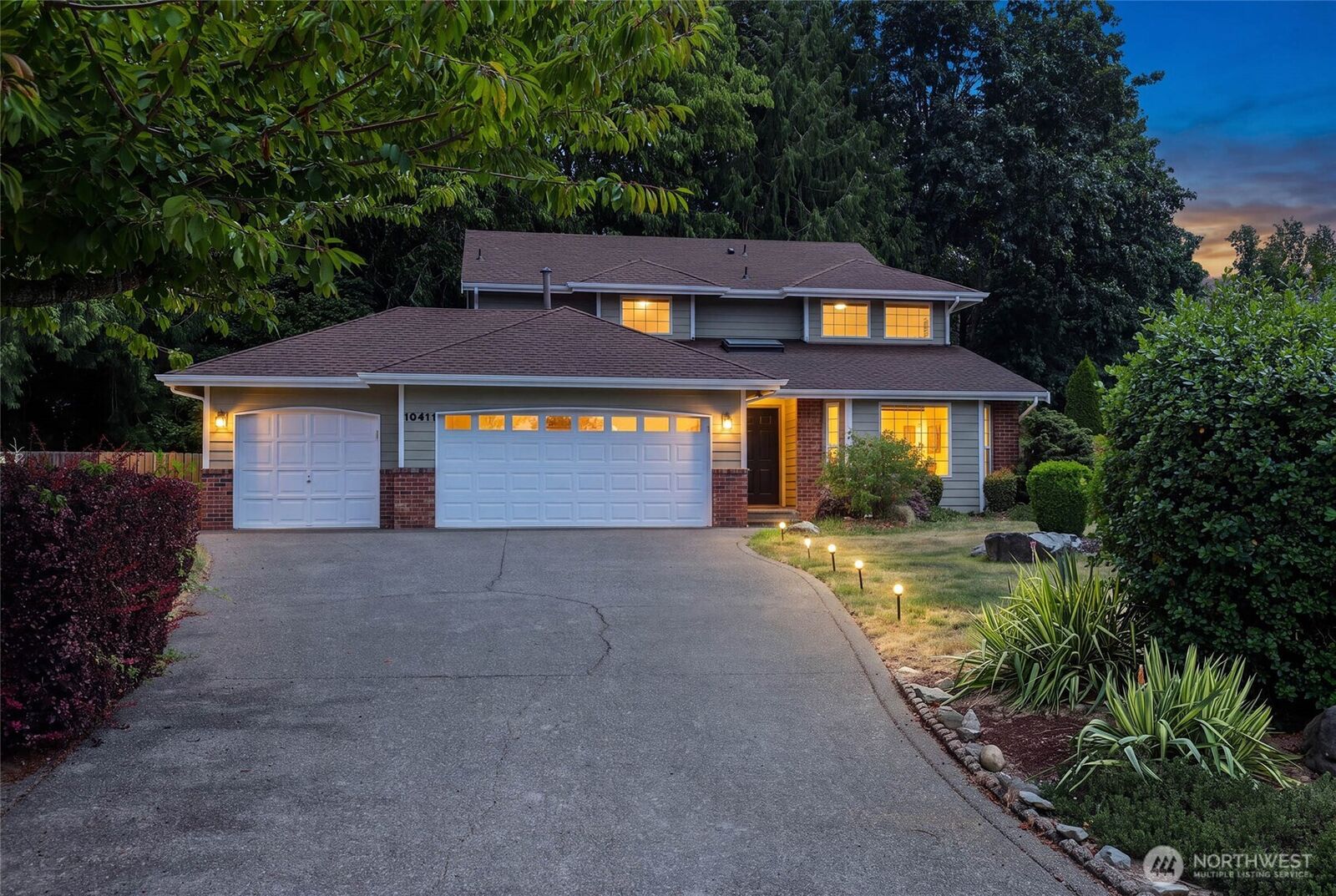 Property Photo:  10411 SE 187th Court  WA 98055 