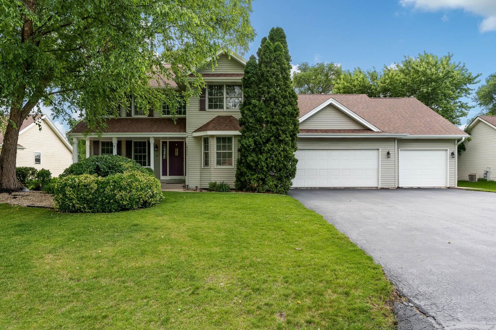 Property Photo:  8404 Centaur Drive  IL 61115 
