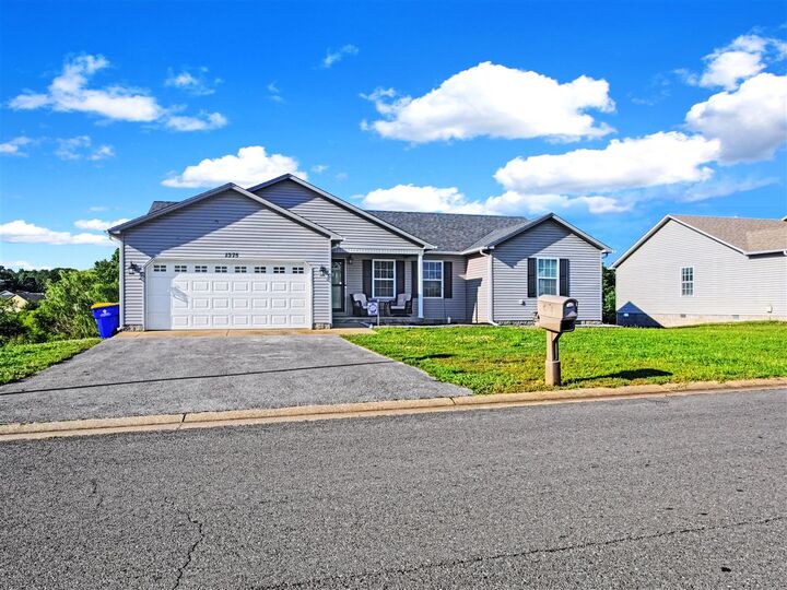 Property Photo:  1375 Winnipeg Way  KY 42101 