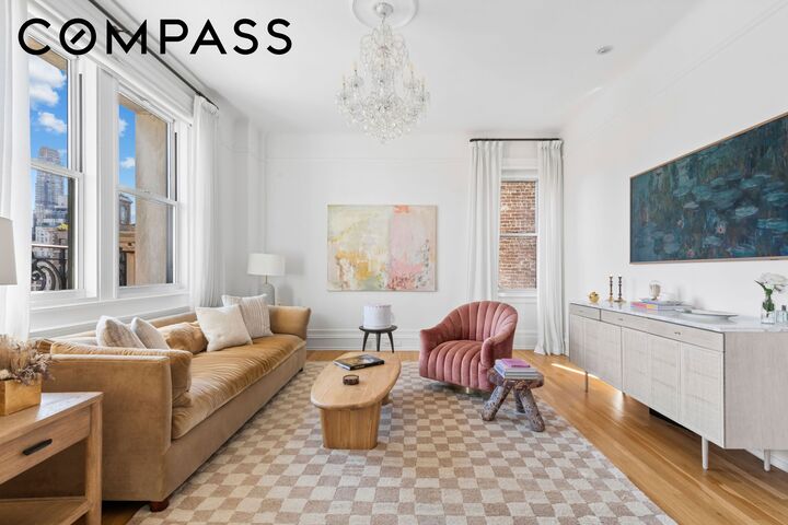 Property Photo:  26 E 63rd Street 11F  NY 10065 