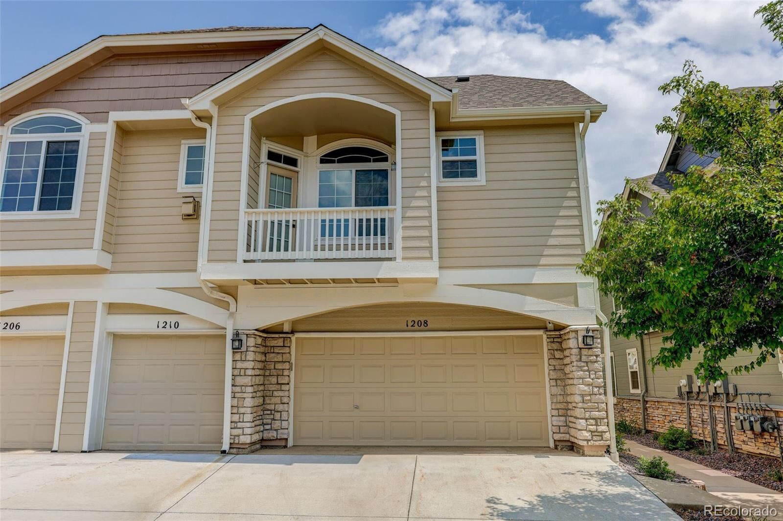 Property Photo:  1208 Carlyle Park Circle  CO 80129 