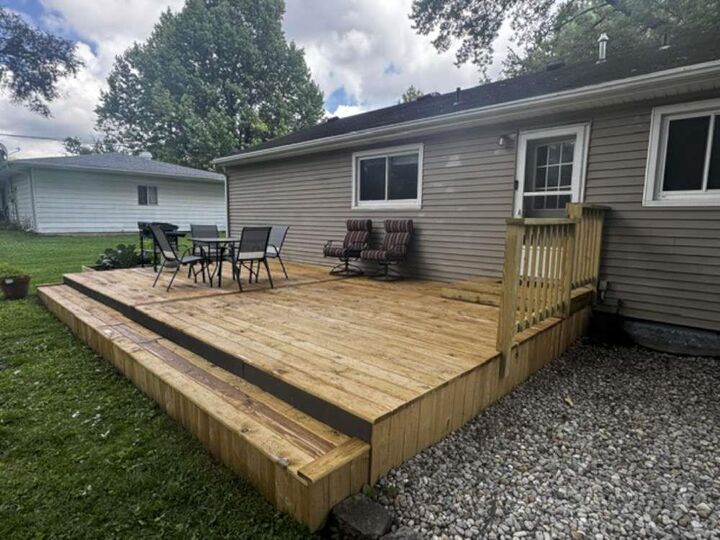 Property Photo:  1030 Crescent Drive  IN 47374 