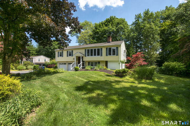 Property Photo:  25 Olmstead Lane  CT 06877 