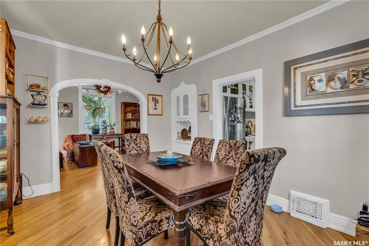 Property Photo:  2152 Rae Street  SK S4T 2E7 