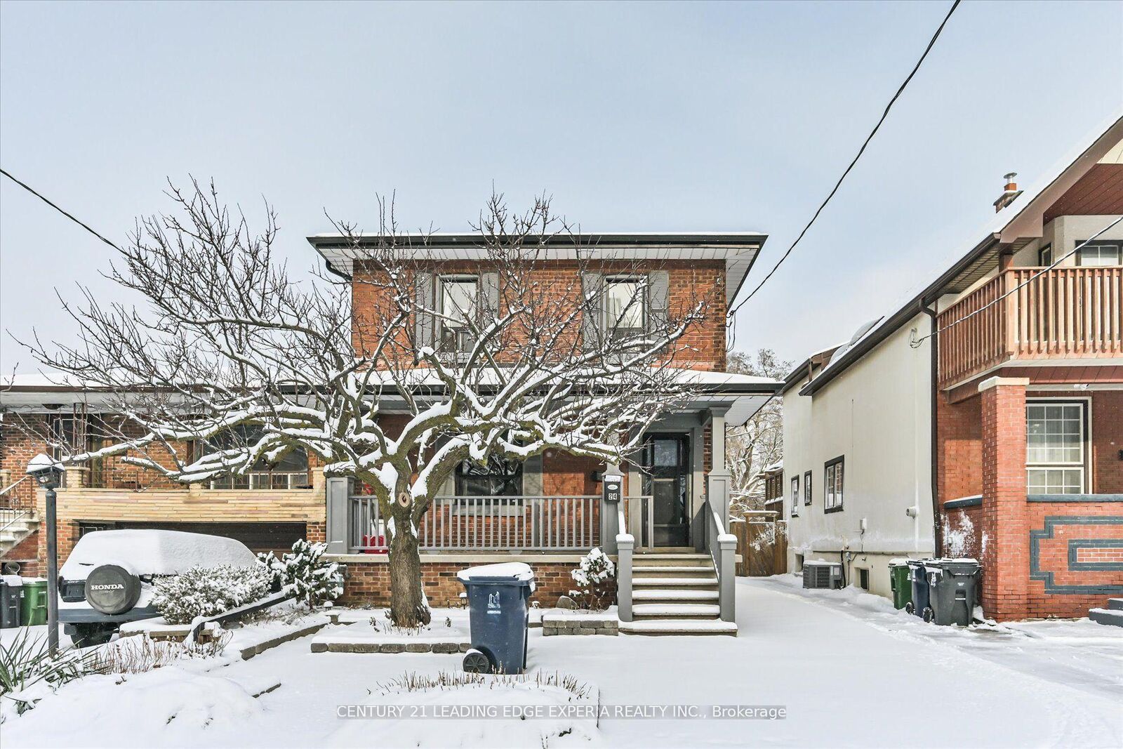 Property Photo:  24 Torrens Avenue Lower  ON M4K 2H8 