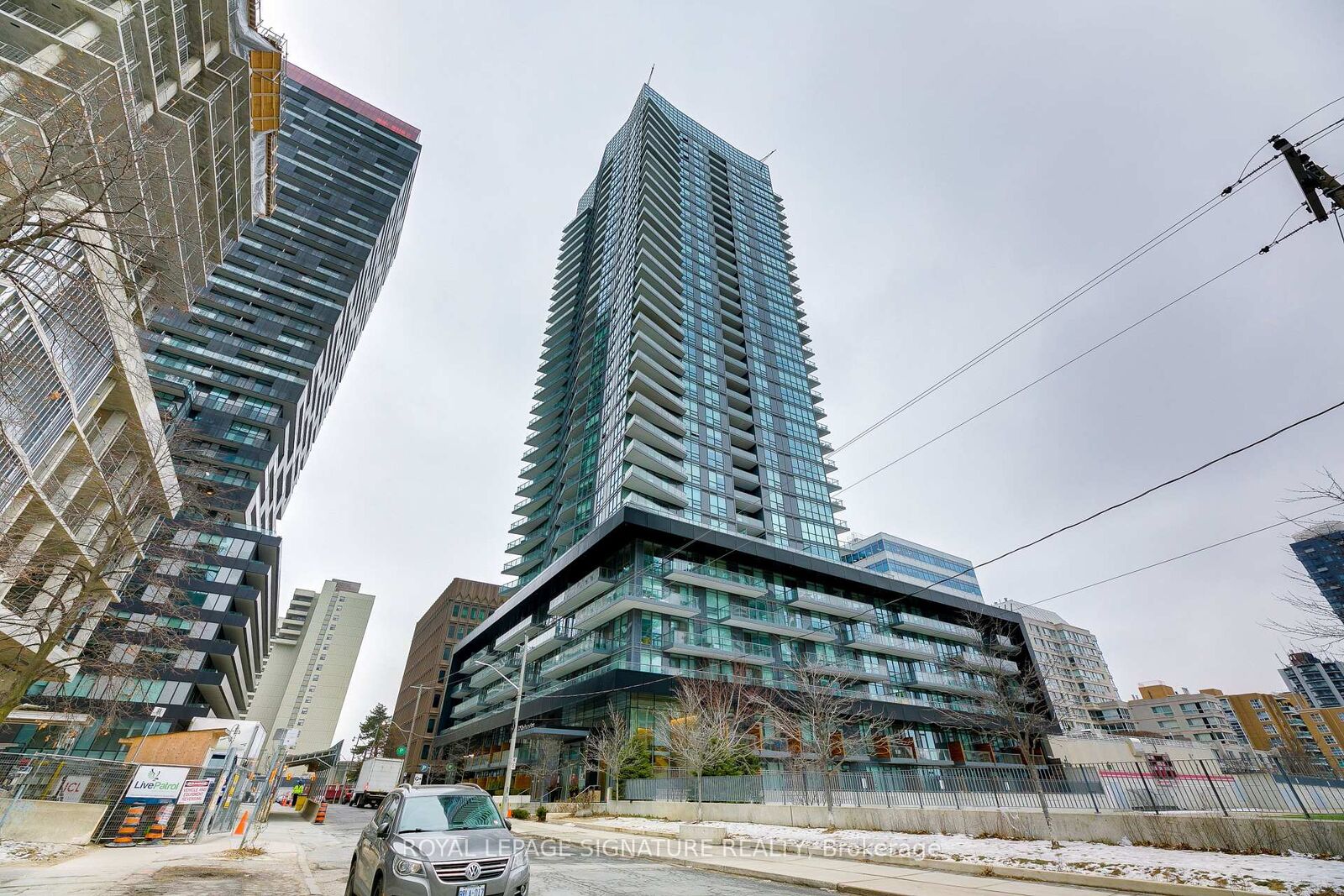 Property Photo: 30 Roehampton Avenue 806 ON M4P 0B9