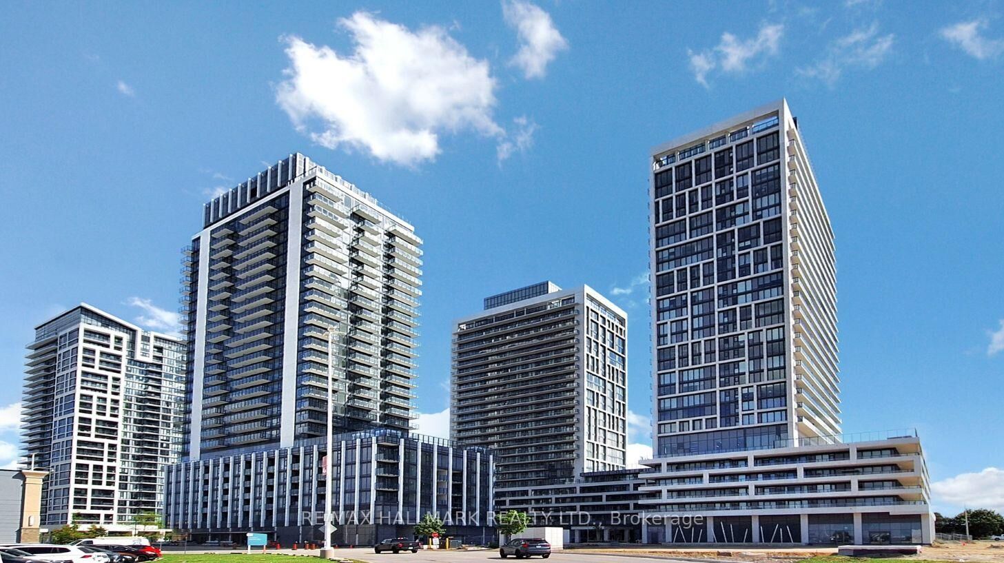 Property Photo:  8960 Jane Street 916  ON L4K 2M9 
