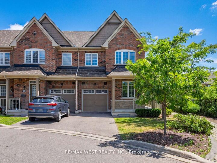 Property Photo: 60 Utopia Way ON L6P 0X1