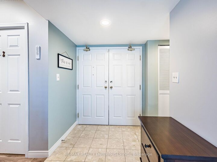 Property Photo: 3267 King Street E 105 ON N2A 4A4