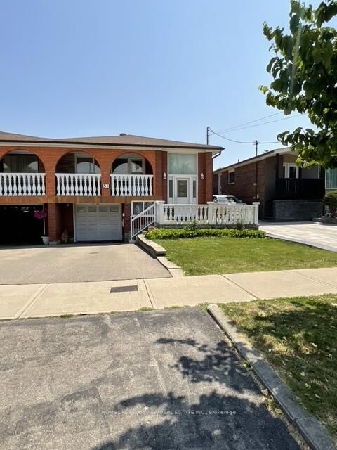 51 Seacliffe Boulevard — photo 1
