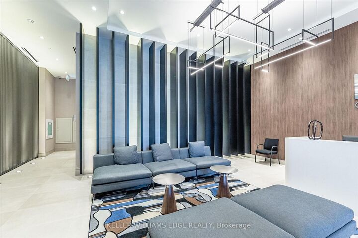 Property Photo: 212 King Street E 418 ON L8N 1B5