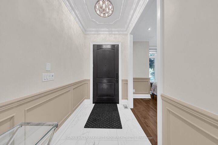 Property Photo: 752 Hillview Crescent ON L1W 2S1