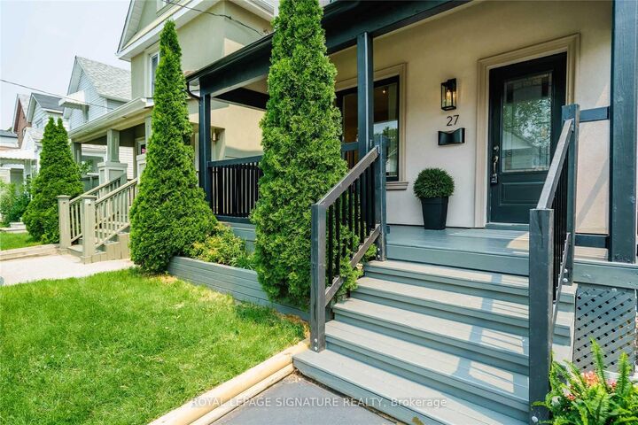 Property Photo:  27 Coleridge Avenue  ON M4C 4H4 