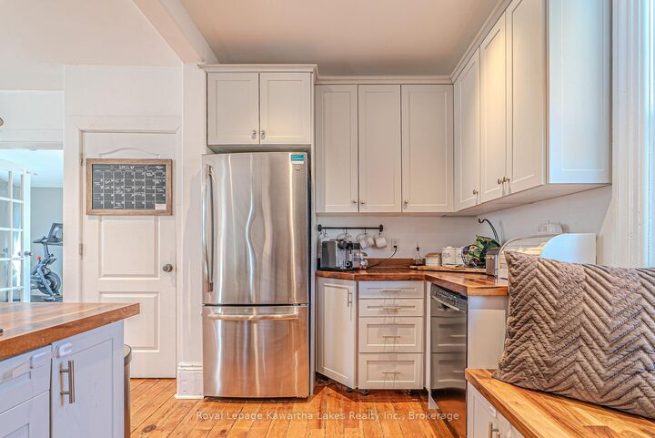 Property Photo:  14 King Street W  ON K0L 2W0 