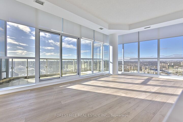 Property Photo:  70 Forest Manor Road 3506  ON M2J 0A9 