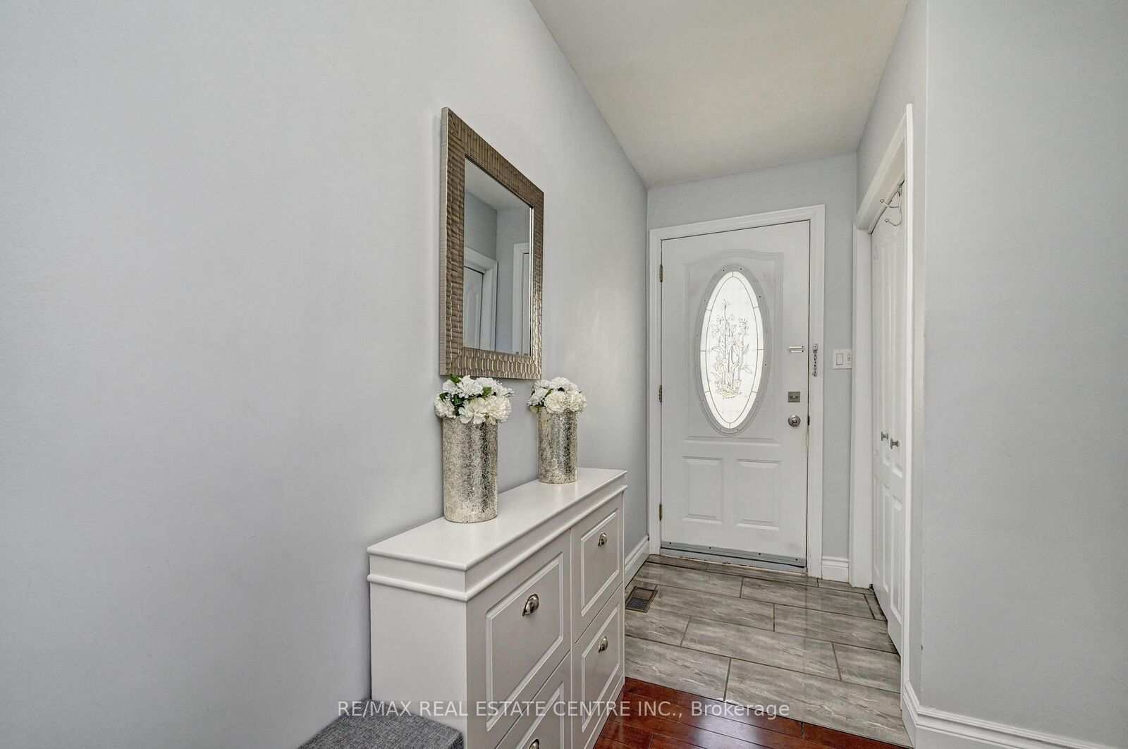 Property Photo:  158 Plymouth Road  ON N2G 3G5 