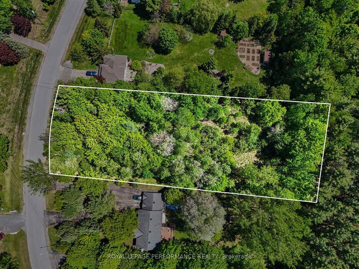 Photo de la propriété:  Lot 20 Cardinal Crescent  ON K4K 1K9 