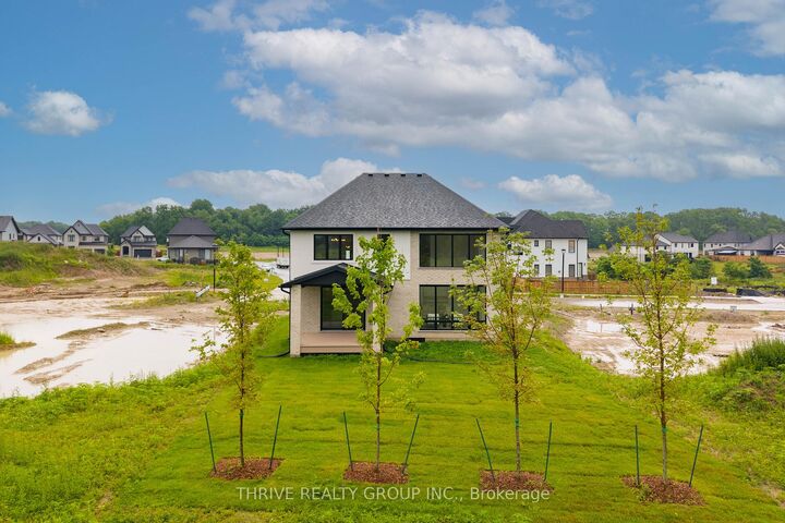 Property Photo: 4067 Fallingbrook Road ON N6P 0H7
