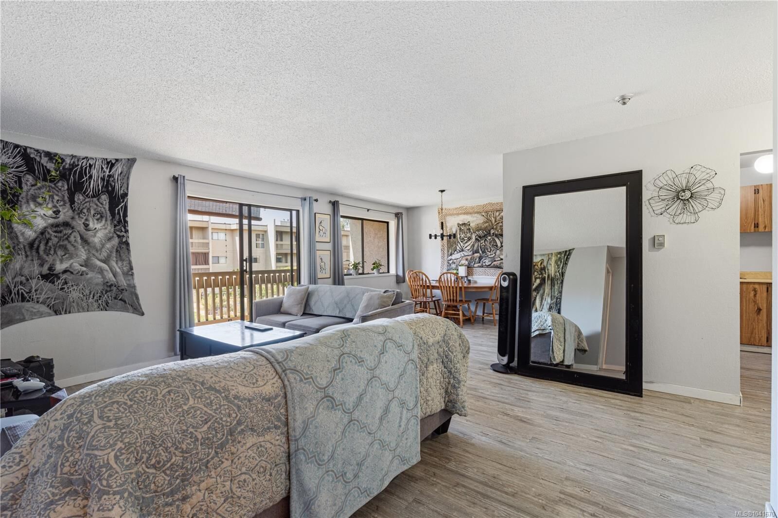 Property Photo: 345 Morison Ave #201 BC V9P 1P4