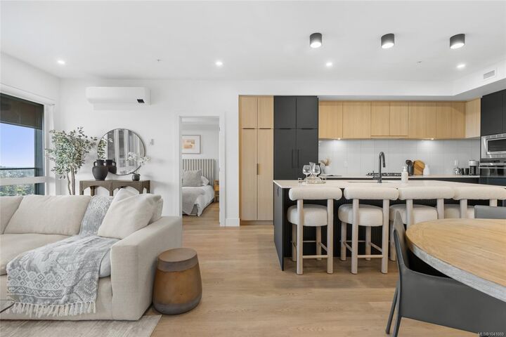 Property Photo: 2341 Bear Mountain Pkwy #606 BC V9B 6V1