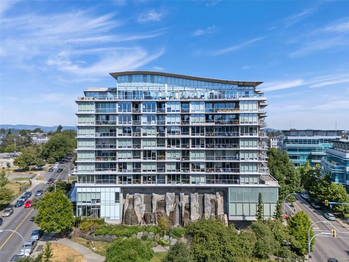 Property Photo:  160 Wilson St #806  BC V9A 7P9 