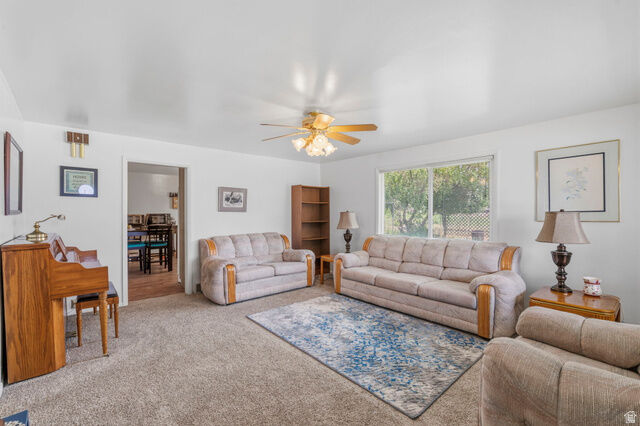 Property Photo:  161 E 100 N  UT 84715 