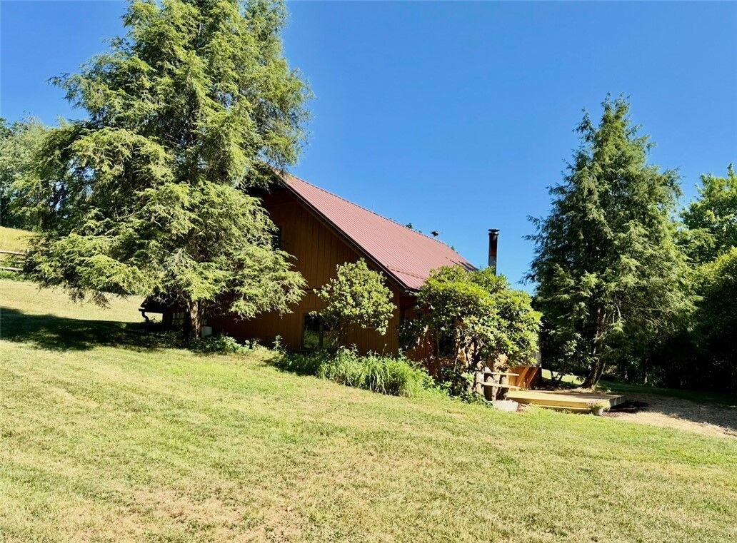Property Photo: 429 Dutch Hollow Rd PA 16201
