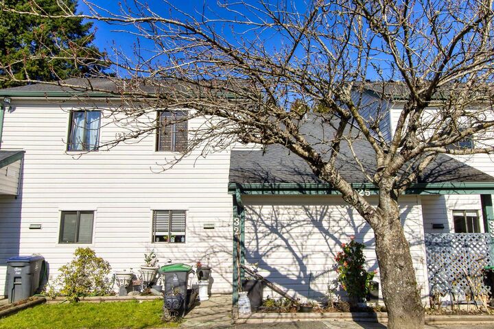 Property Photo: 6625 138th Street 32 BC V3W 5G7