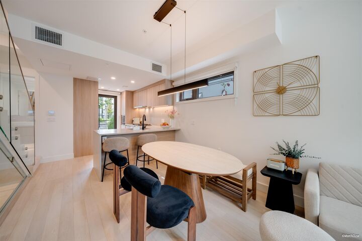 Property Photo: 6292 Oak Street BC V6M 2W4