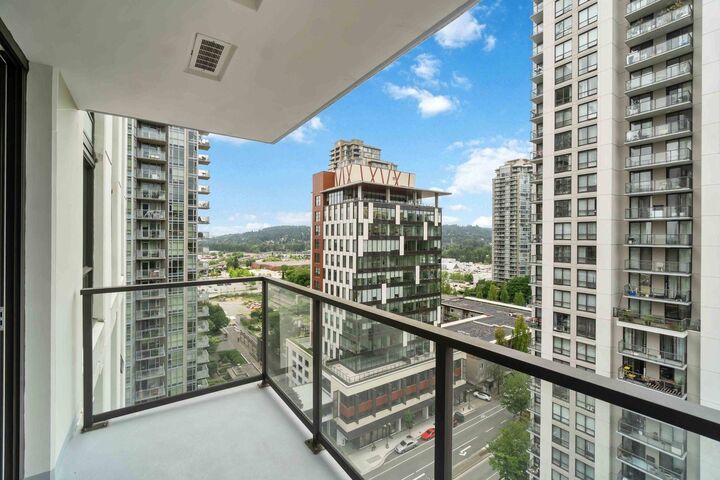 Property Photo:  3007 Glen Drive 1608  BC V3B 0L8 