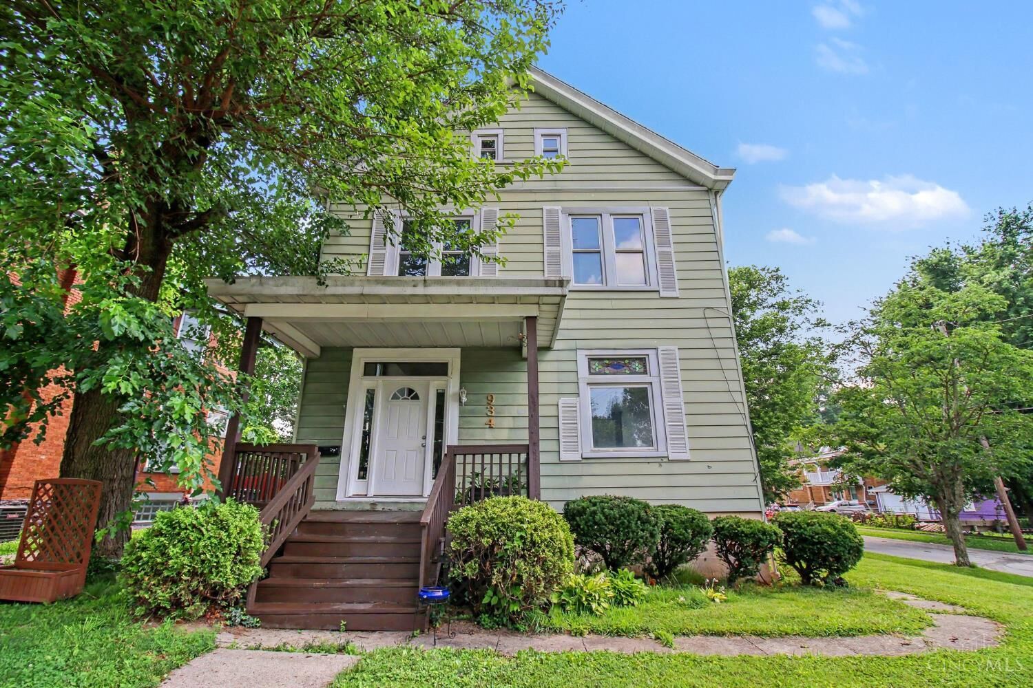 Property Photo: 934 Sunset Avenue OH 45205