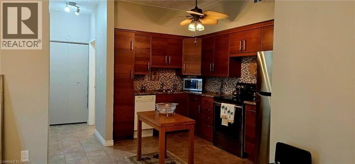 10 Woodman Drive South 108 — photo 1