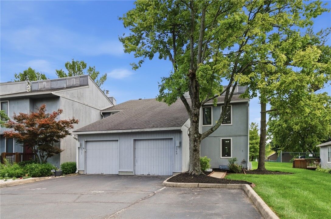 Property Photo:  7545 Welsley Trace  OH 45069 