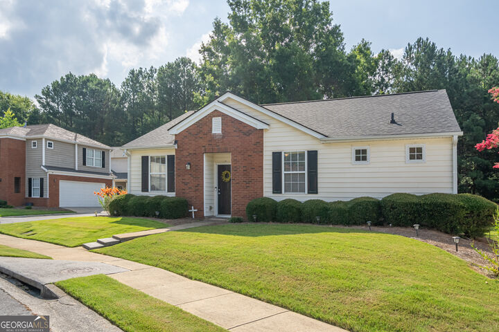 Property Photo: 166 Windcroft Circle NW GA 30101
