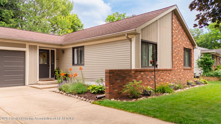 Property Photo:  1930 Beacon Hill Drive  MI 48906 