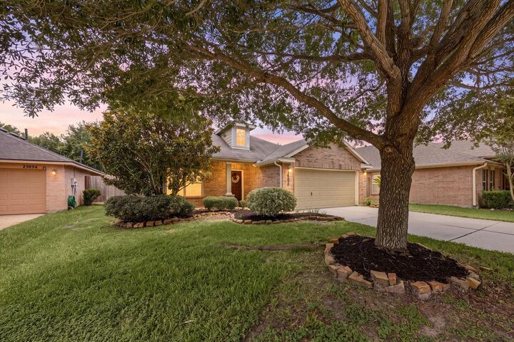 Property Photo:  25030 Emporia Point Court  TX 77494 