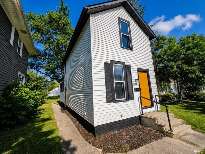 Property Photo:  4102 Warsaw Street  IN 46806-1800 