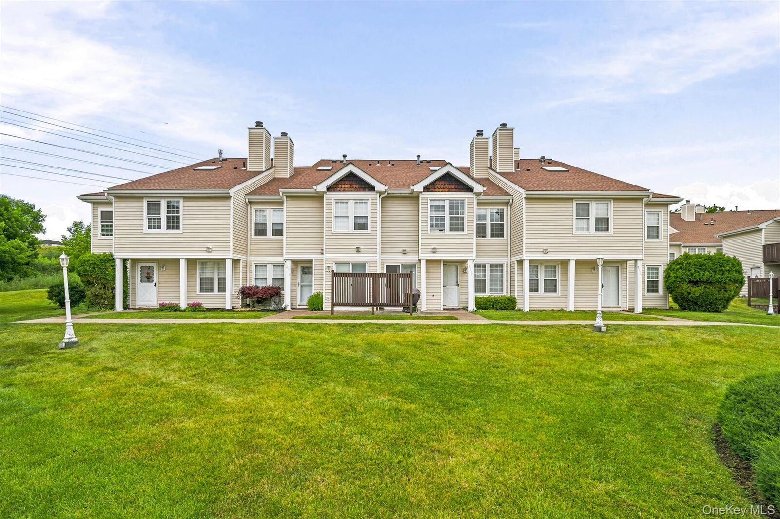 Property Photo:  2119 Whispering Hills  NY 10918 