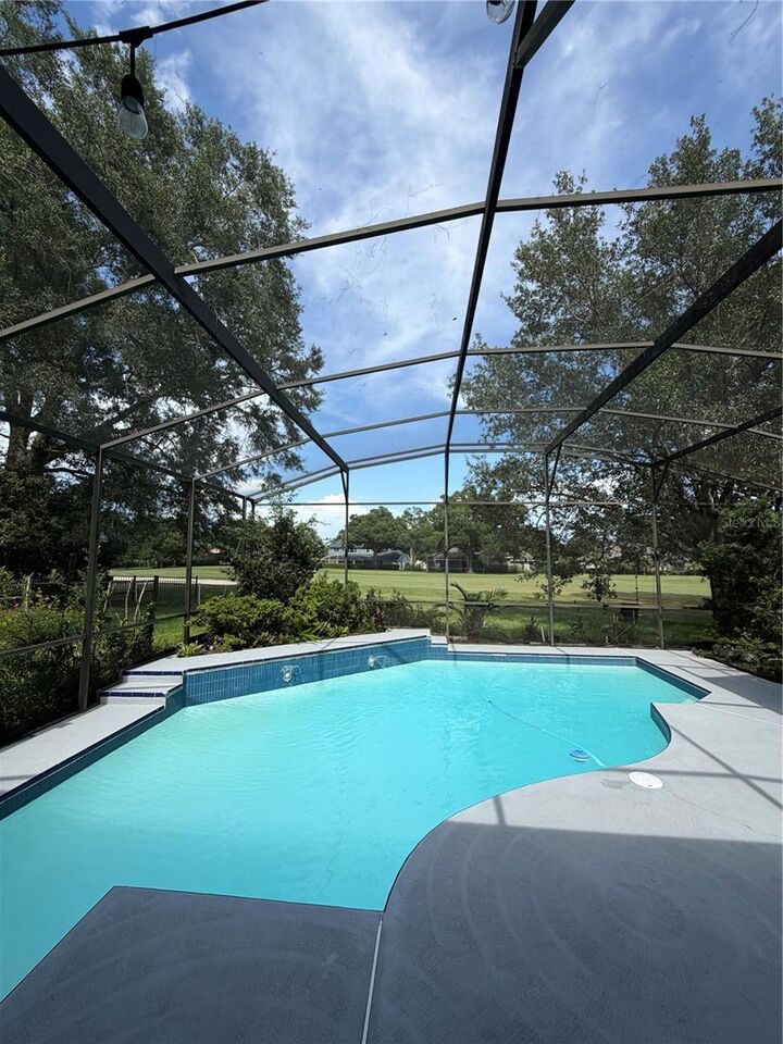 Property Photo: 2435 Sweetwater Country Club Place Drive FL 32712