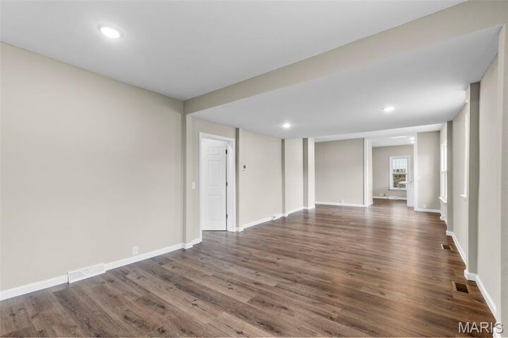 Property Photo:  404 E Center Street  MO 63801 