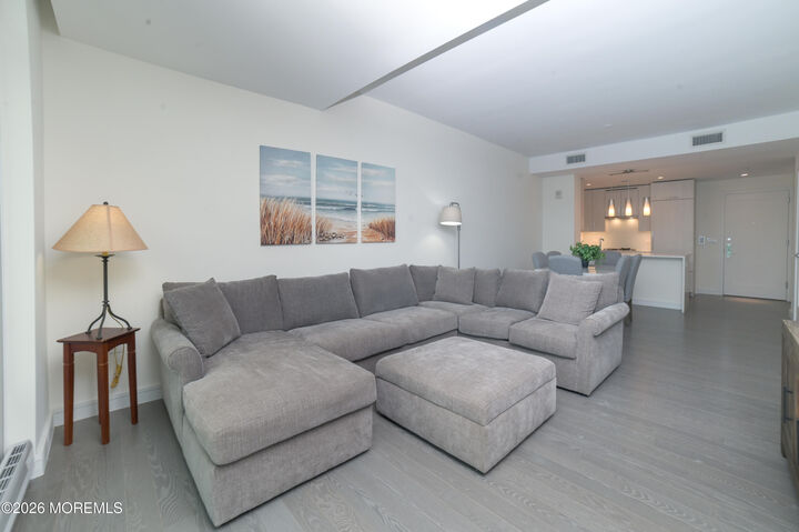 Property Photo:  15 Morris Avenue  NJ 07740 