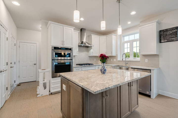 Property Photo:  39W466 Norton Lake Drive  IL 60175 
