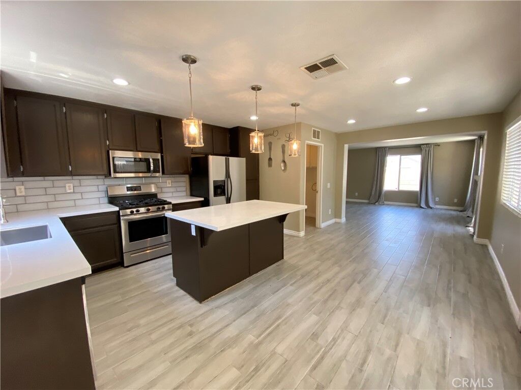 Property Photo:  1110 Birch Lane  CA 92582 