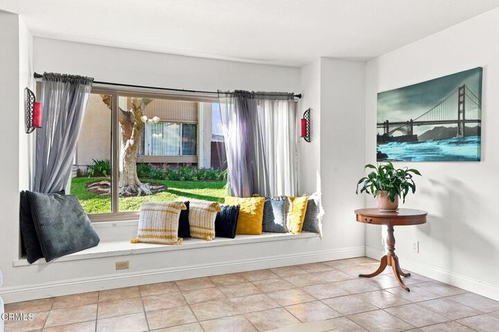 Property Photo:  1505 Raccoon Court  CA 93003 