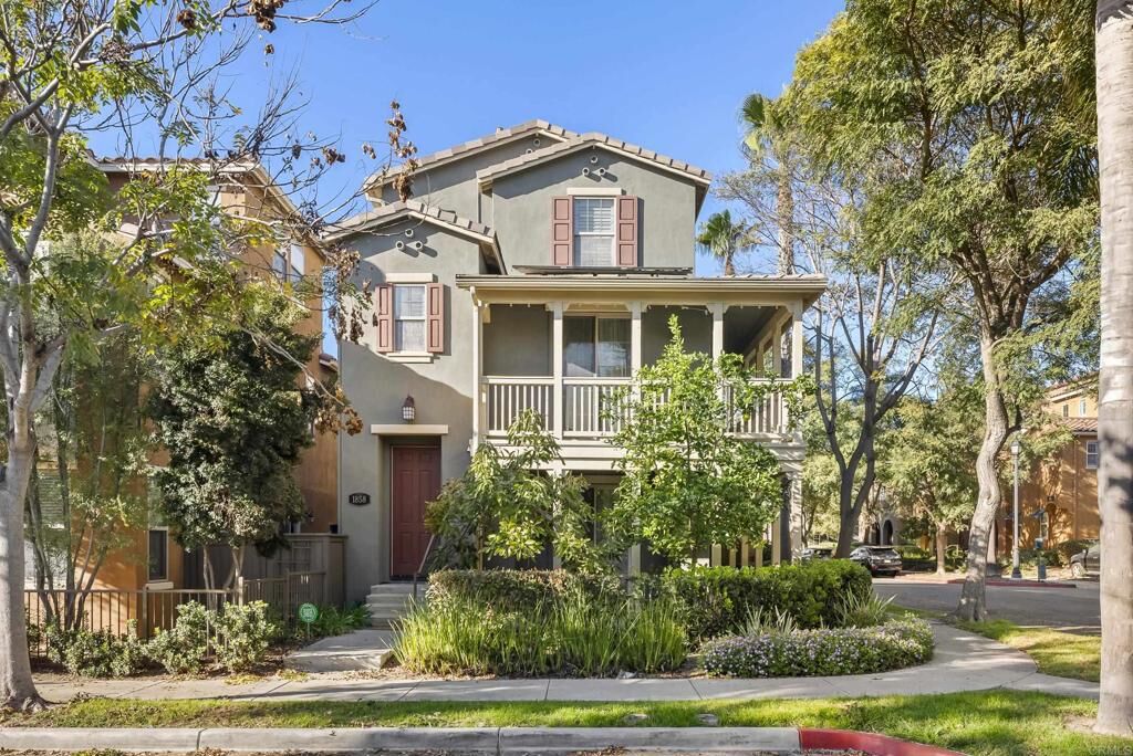 Property Photo: 1858 Wedgewood Pl CA 91913