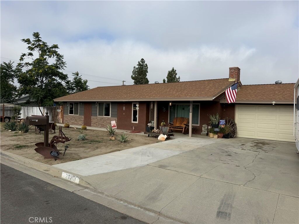 Property Photo: 26201 Camas Drive CA 92544