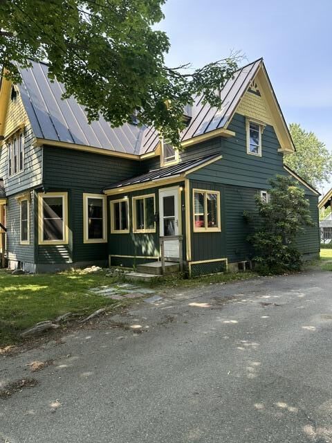 Property Photo:  57 Perkins Street  ME 04401 